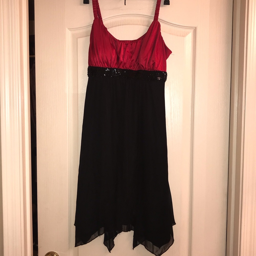 Enfocus Studio Red and black sequin dress!